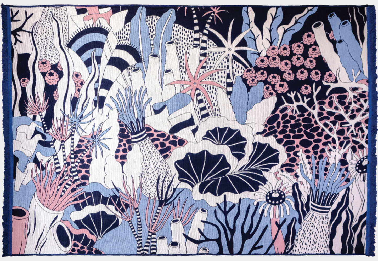 "AHTAPOTUN BAHÇESİ", Martha Thumiger, Kilim